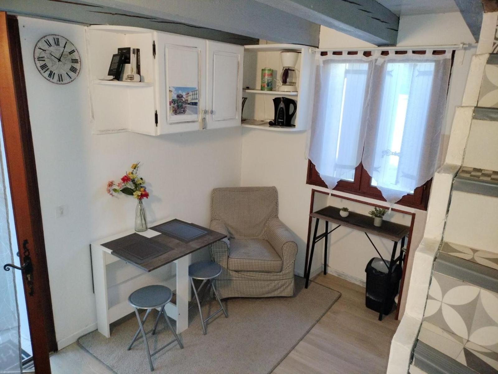 Ferienwohnung Marius et Fanny Oraison Exterior foto